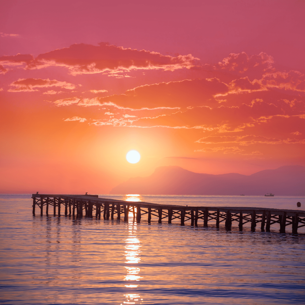sunset de Playa de Muro en Mallorca viajando con ferry de Mallorca desde Ibiza