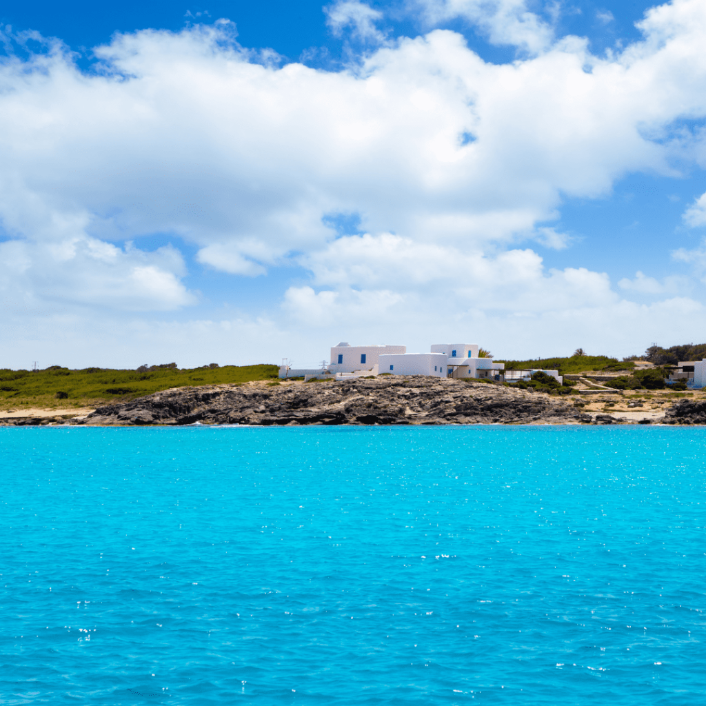 vistas de las casas en formentera en la zona de Es Calo san Agusti