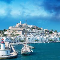 Vistas del puerto de Ibiza